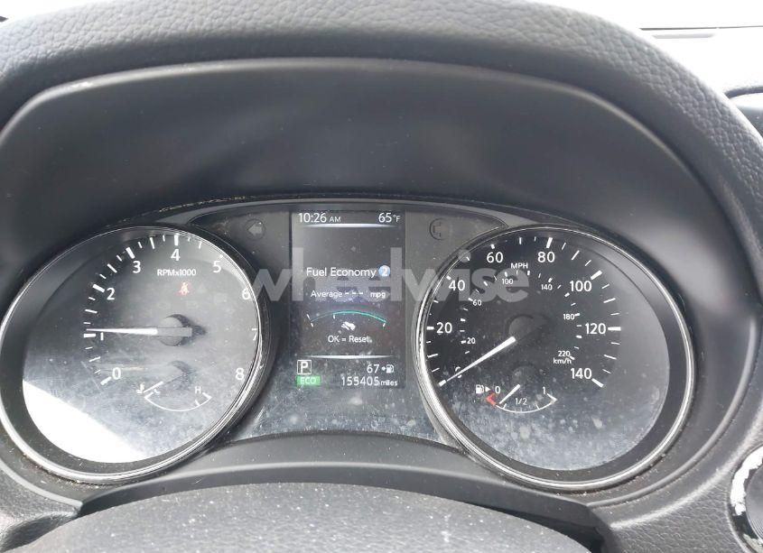 Photo 7 of 2017 Nissan Rogue SV (VIN KNMAT2MT5HP551491)