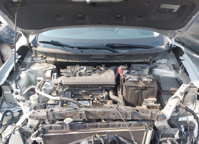 Photo 10 of 2017 Nissan Rogue S (VIN KNMAT2MT5HP579615)