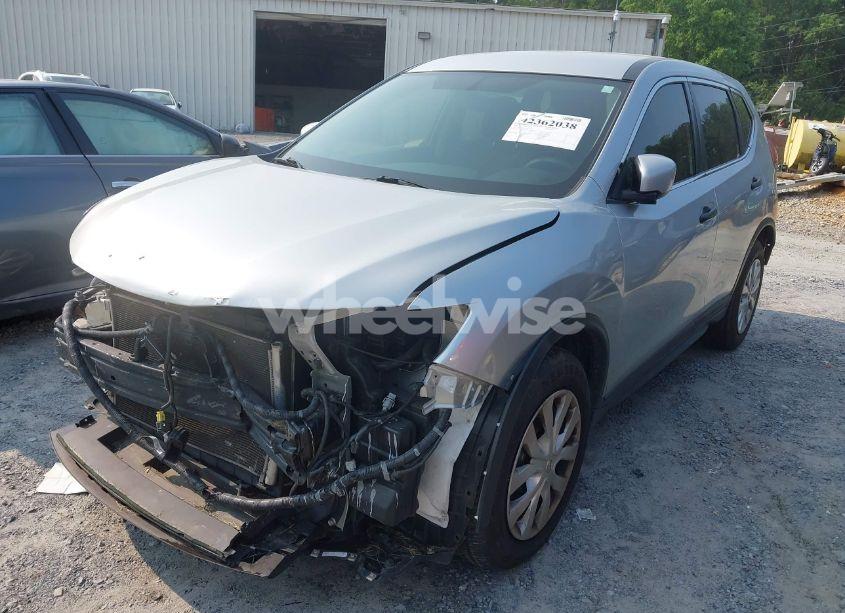 Photo 2 of 2017 Nissan Rogue S (VIN KNMAT2MT5HP579615)