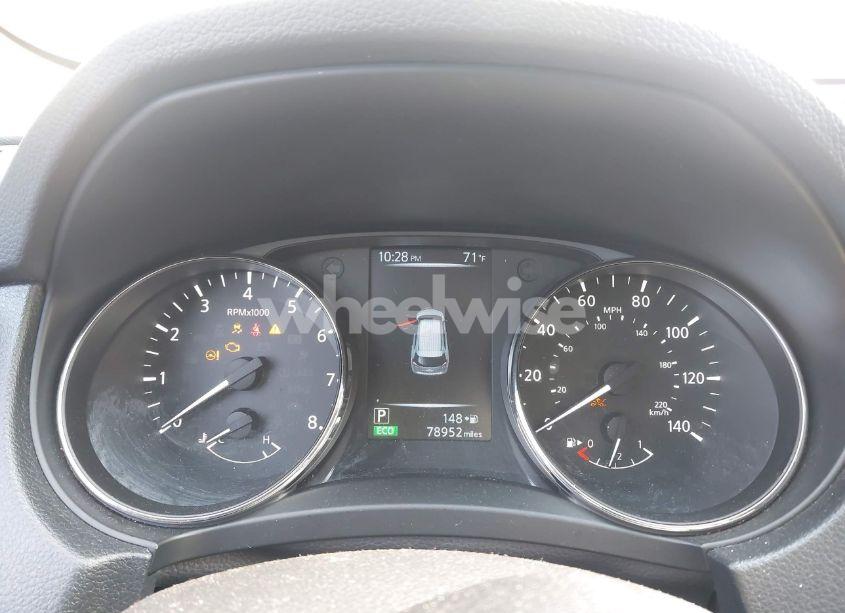 Photo 7 of 2017 Nissan Rogue S (VIN KNMAT2MT5HP579615)