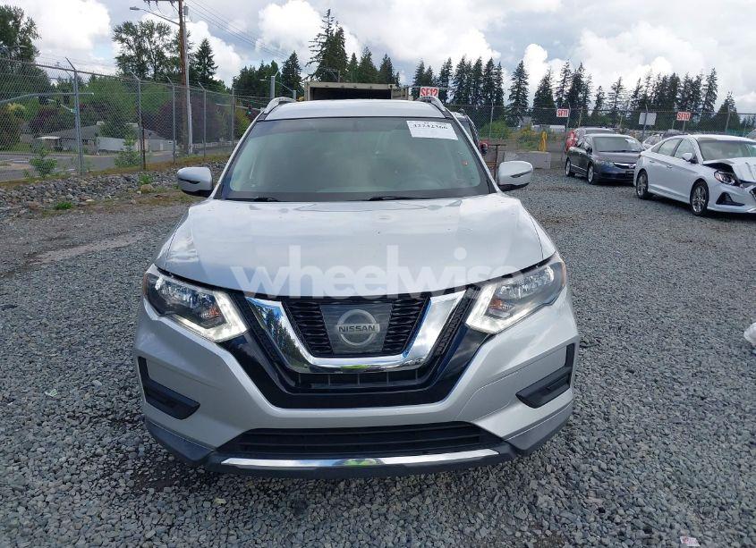 Photo 12 of 2017 Nissan Rogue S (VIN KNMAT2MT5HP582479)