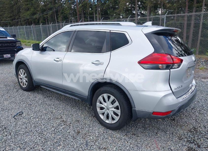 Photo 3 of 2017 Nissan Rogue S (VIN KNMAT2MT5HP582479)