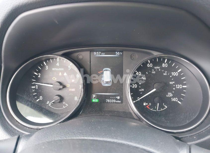 Photo 7 of 2017 Nissan Rogue S (VIN KNMAT2MT5HP582479)