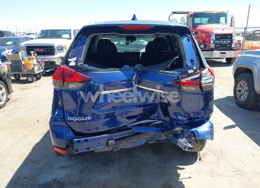 Photo 16 of 2017 Nissan Rogue SV (VIN KNMAT2MT5HP591361)