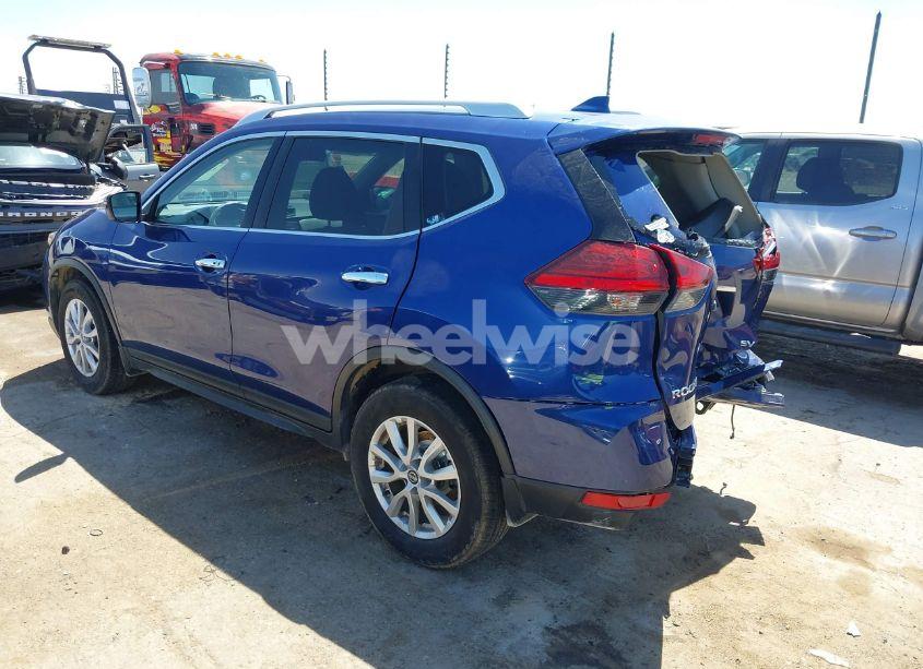 Photo 3 of 2017 Nissan Rogue SV (VIN KNMAT2MT5HP591361)