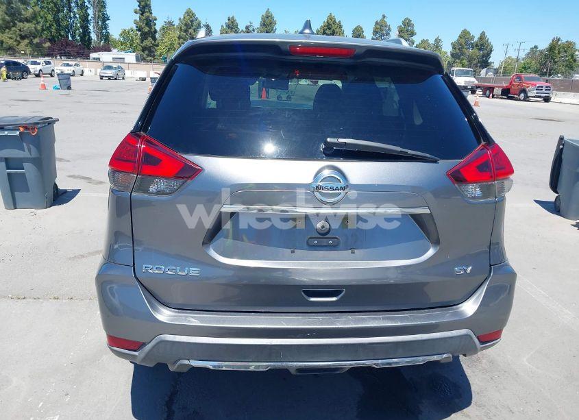 Photo 16 of 2017 Nissan Rogue SV (VIN KNMAT2MT5HP613813)