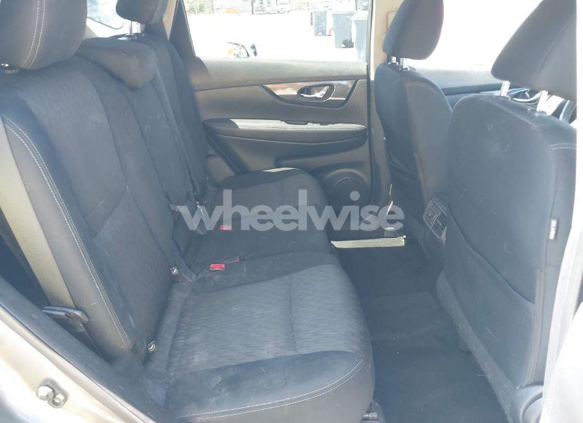 Photo 8 of 2017 Nissan Rogue SV (VIN KNMAT2MT5HP613813)