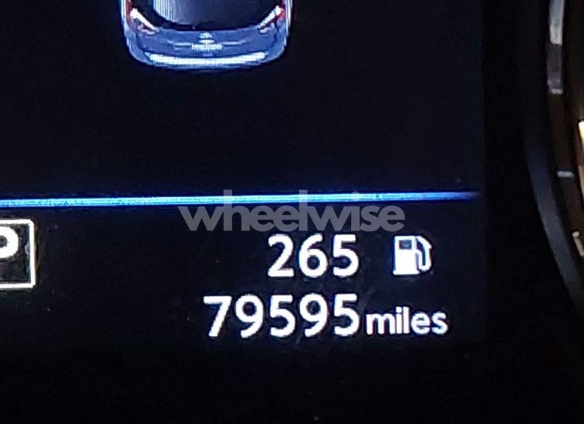 Photo 15 of 2018 Nissan Rogue SV (VIN KNMAT2MT5JP509277)