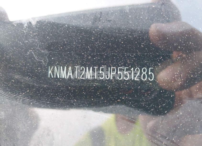 Photo 9 of 2018 Nissan Rogue SV (VIN KNMAT2MT5JP551285)