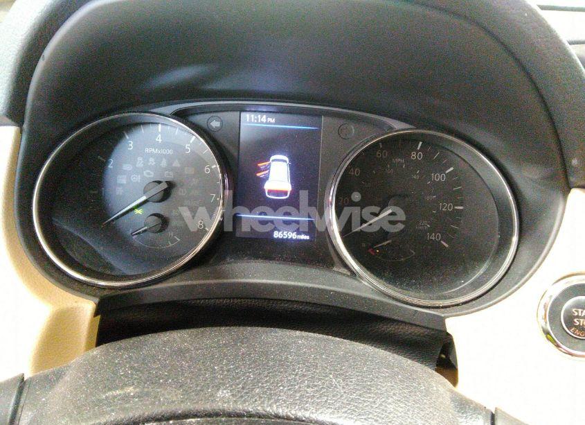 Photo 7 of 2018 Nissan Rogue SV (VIN KNMAT2MT5JP607760)