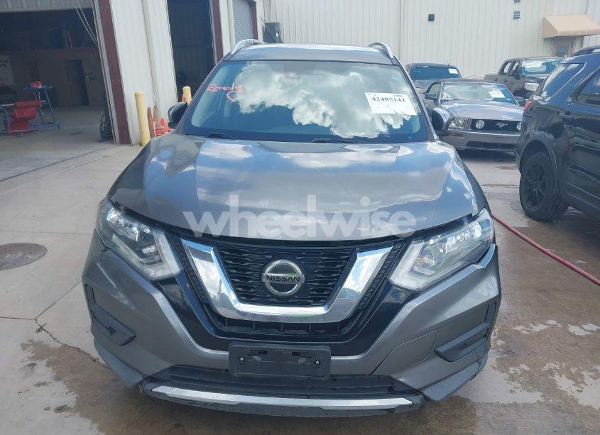 Photo 12 of 2019 Nissan Rogue SV (VIN KNMAT2MT5KP526338)