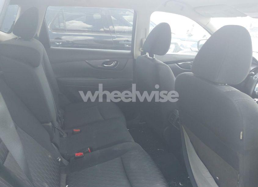 Photo 8 of 2019 Nissan Rogue SV (VIN KNMAT2MT5KP526338)