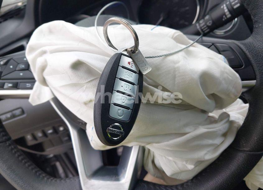 Photo 11 of 2019 Nissan Rogue SV (VIN KNMAT2MT5KP559355)