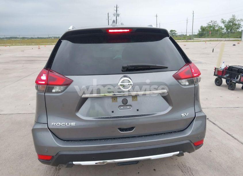 Photo 16 of 2019 Nissan Rogue SV (VIN KNMAT2MT5KP559355)