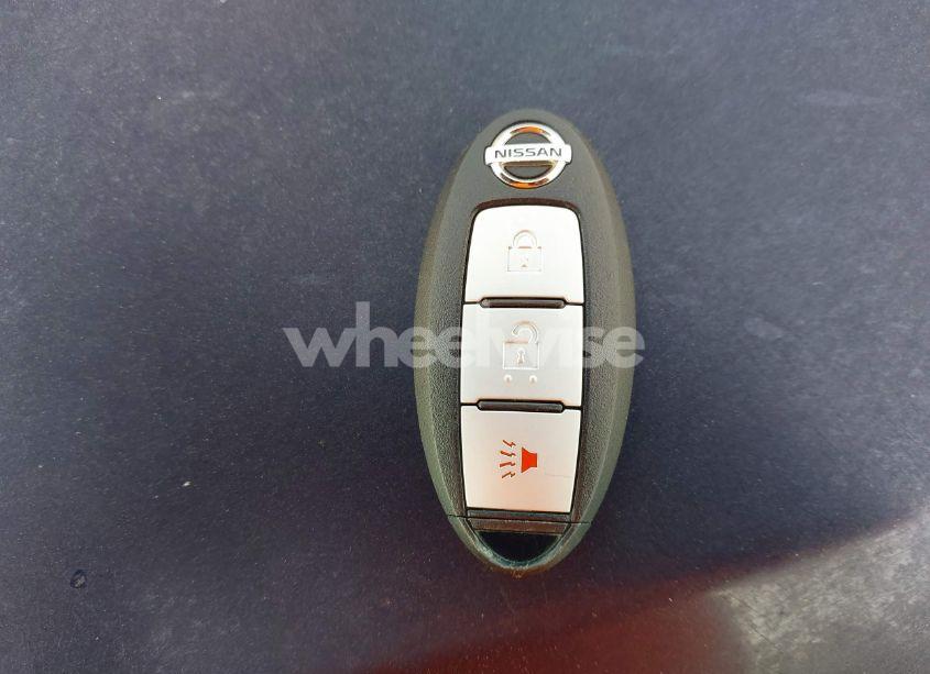 Photo 11 of 2015 Nissan Rogue SV (VIN KNMAT2MT6FP516262)