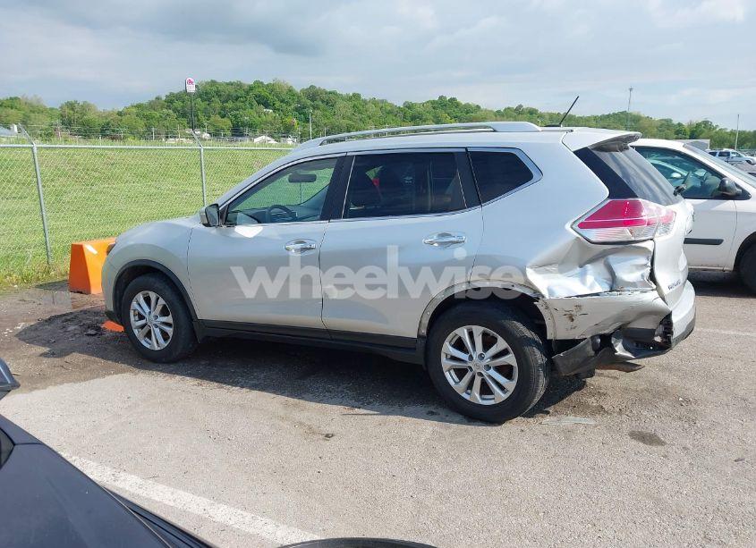 Photo 14 of 2015 Nissan Rogue SV (VIN KNMAT2MT6FP516262)