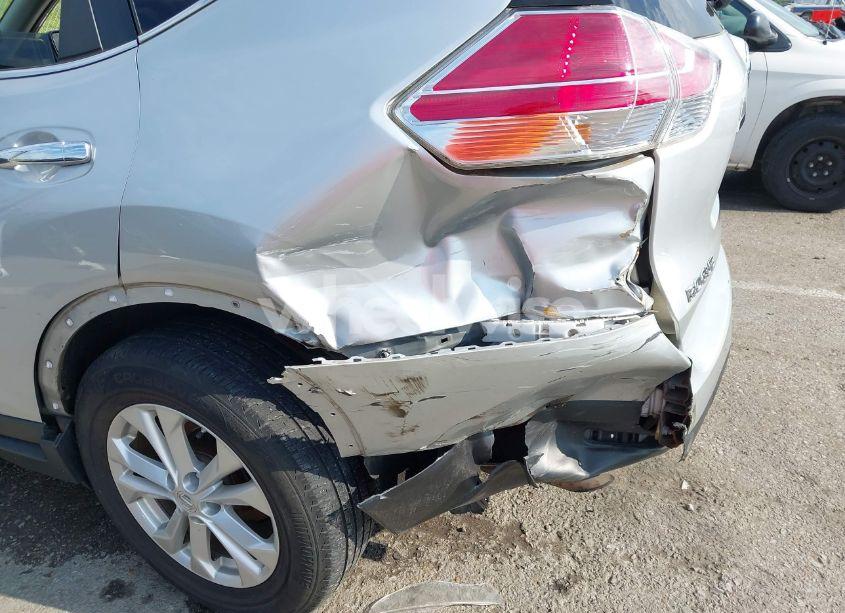 Photo 6 of 2015 Nissan Rogue SV (VIN KNMAT2MT6FP516262)