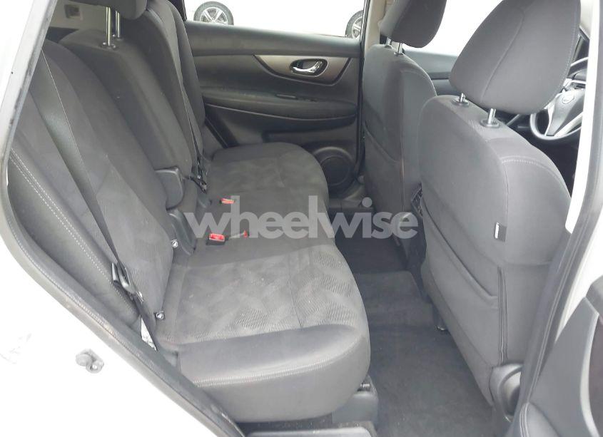 Photo 8 of 2016 Nissan Rogue S (VIN KNMAT2MT6GP705656)