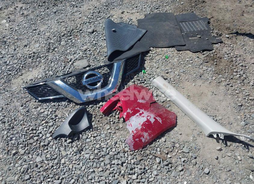 Photo 12 of 2016 Nissan Rogue S (VIN KNMAT2MT6GP720531)