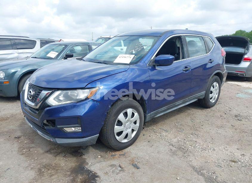 Photo 2 of 2017 Nissan Rogue S (VIN KNMAT2MT6HP560118)