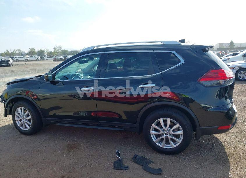 Photo 14 of 2017 Nissan Rogue SV (VIN KNMAT2MT6HP600746)