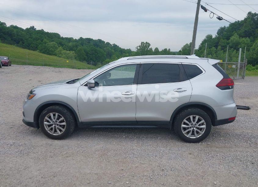 Photo 14 of 2020 Nissan Rogue SV FWD (VIN KNMAT2MT6LP504365)