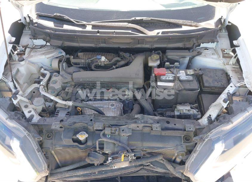 Photo 10 of 2020 Nissan Rogue SV FWD (VIN KNMAT2MT6LP513308)