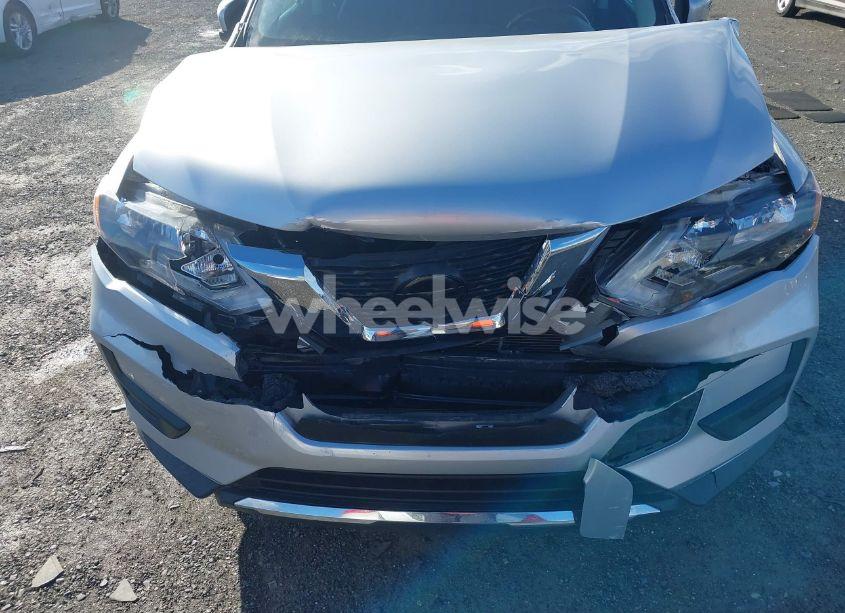 Photo 11 of 2020 Nissan Rogue SV FWD (VIN KNMAT2MT6LP523174)