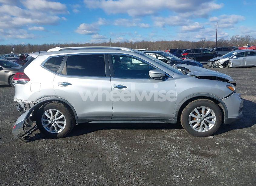 Photo 12 of 2020 Nissan Rogue SV FWD (VIN KNMAT2MT6LP523174)