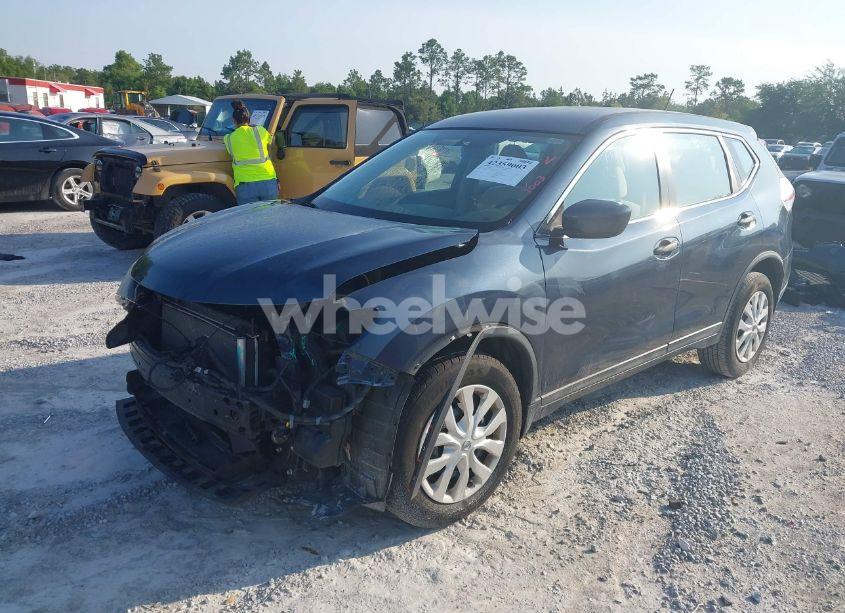 Photo 2 of 2016 Nissan Rogue S (VIN KNMAT2MT7GP642647)