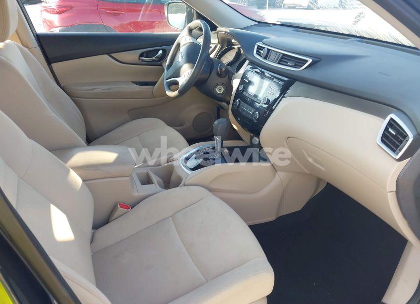 Photo 5 of 2016 Nissan Rogue S (VIN KNMAT2MT7GP642647)