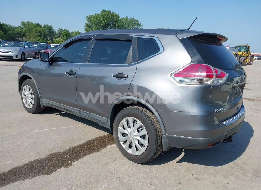Photo 3 of 2016 Nissan Rogue S (VIN KNMAT2MT7GP649484)