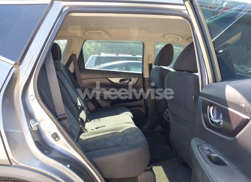 Photo 8 of 2016 Nissan Rogue S (VIN KNMAT2MT7GP649484)