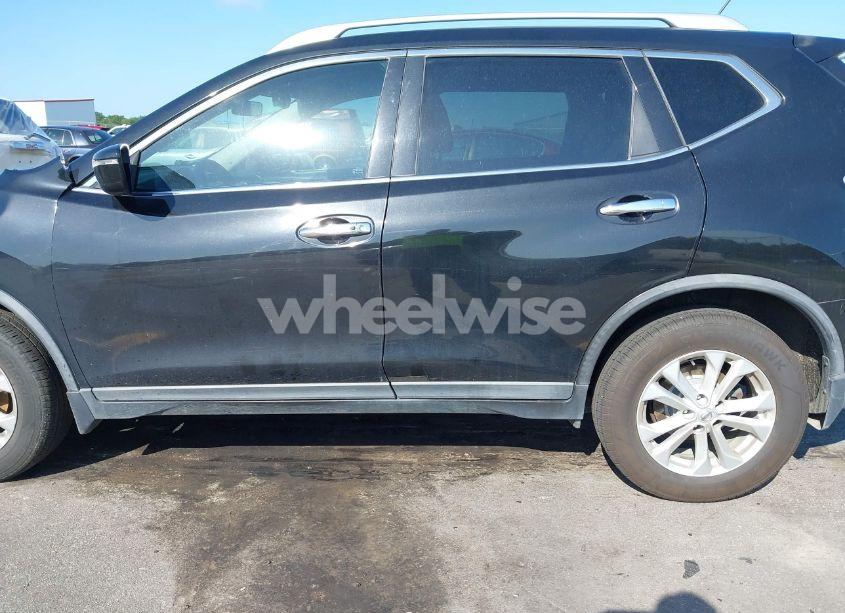 Photo 19 of 2016 Nissan Rogue SV (VIN KNMAT2MT7GP666625)