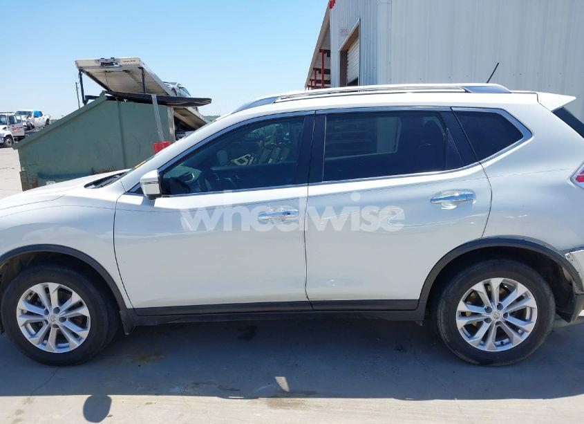 Photo 14 of 2016 Nissan Rogue SV (VIN KNMAT2MT7GP695302)