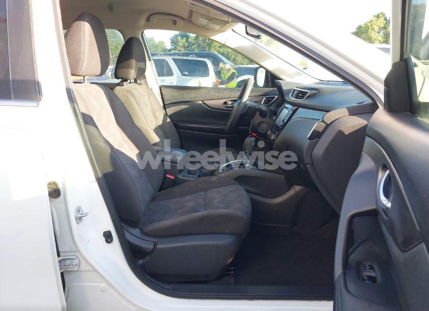 Photo 5 of 2016 Nissan Rogue SV (VIN KNMAT2MT7GP695302)