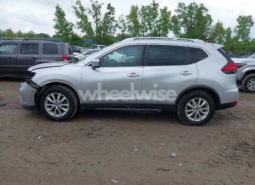 Photo 15 of 2017 Nissan Rogue SV (VIN KNMAT2MT7HP538550)