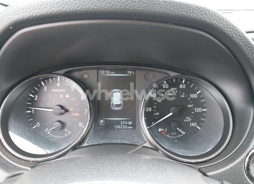 Photo 16 of 2017 Nissan Rogue SV (VIN KNMAT2MT7HP538550)