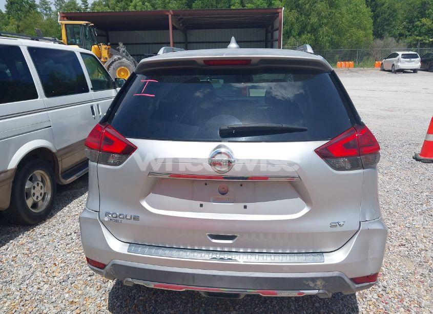 Photo 16 of 2017 Nissan Rogue SV (VIN KNMAT2MT7HP554571)