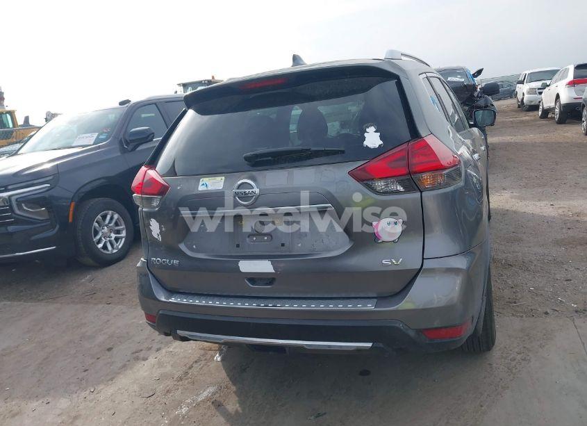 Photo 16 of 2017 Nissan Rogue SV (VIN KNMAT2MT7HP568339)