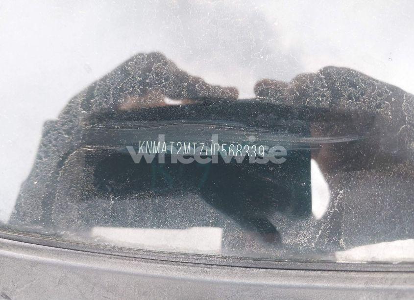 Photo 9 of 2017 Nissan Rogue SV (VIN KNMAT2MT7HP568339)