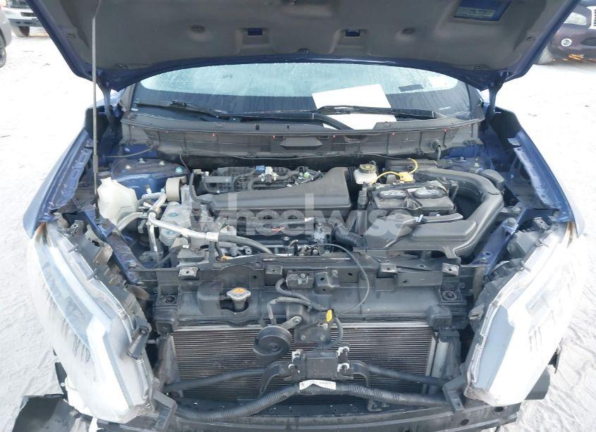 Photo 10 of 2018 Nissan Rogue S (VIN KNMAT2MT7JP521687)