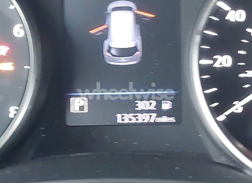 Photo 15 of 2018 Nissan Rogue S (VIN KNMAT2MT7JP521687)