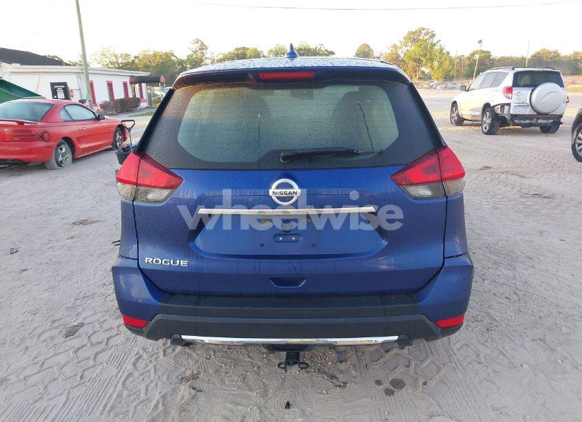 Photo 16 of 2018 Nissan Rogue S (VIN KNMAT2MT7JP521687)