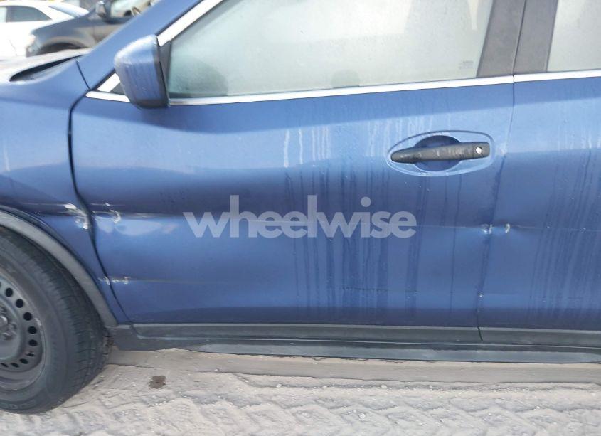 Photo 20 of 2018 Nissan Rogue S (VIN KNMAT2MT7JP521687)