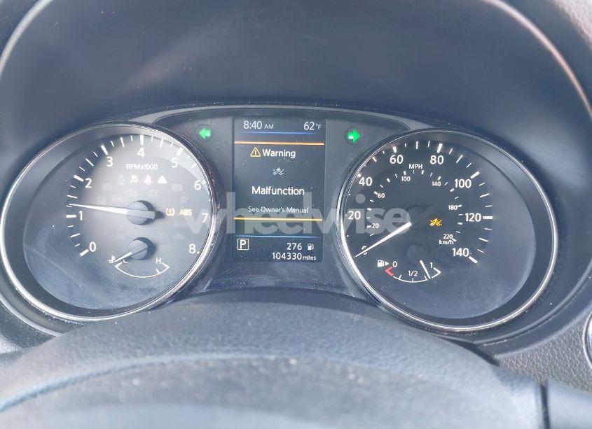 Photo 7 of 2018 Nissan Rogue SV (VIN KNMAT2MT7JP524086)