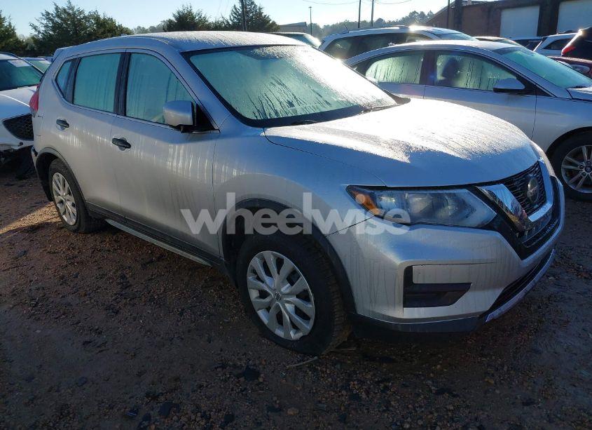 2018 Nissan Rogue S (VIN KNMAT2MT7JP609722) main photo