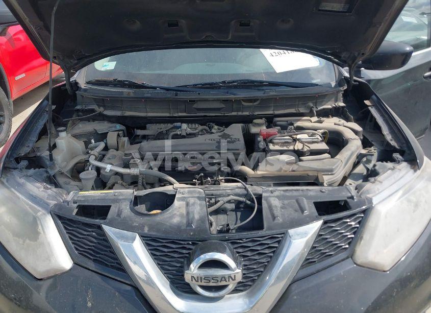 Photo 10 of 2016 Nissan Rogue S (VIN KNMAT2MT8GP617613)