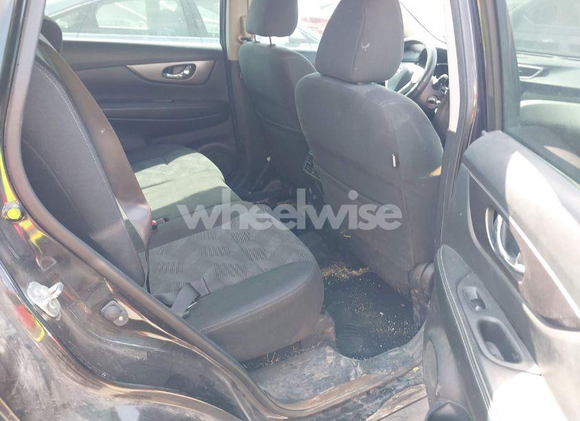 Photo 8 of 2016 Nissan Rogue S (VIN KNMAT2MT8GP617613)