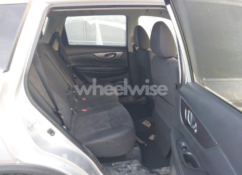 Photo 8 of 2016 Nissan Rogue SV (VIN KNMAT2MT8GP674197)